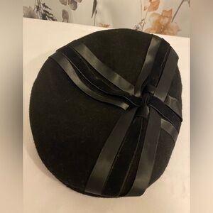 Men’s Black Kangol Flat Top Wool Cap Medium